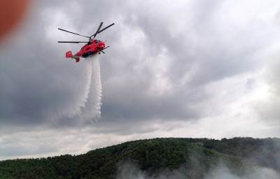  2 helikoptera MUP gase požar na deponiji Duboko kod Užica 
