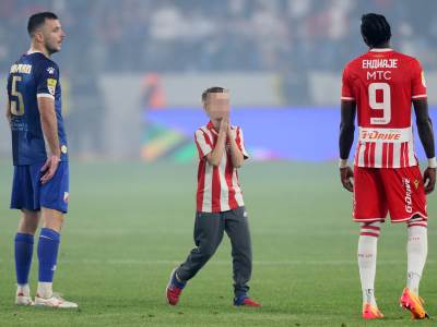  Dečak prekinuo meč finala Kupa Crvene zvezde i Vojvodine 
