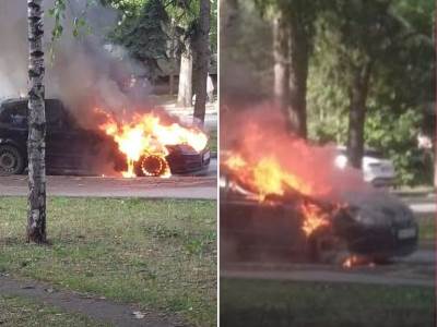  U Subotici se zapalio automobil 