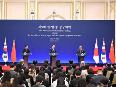   Kineski premijer poziva Kinu, Japan, Južnu Koreju da ostanu pri prvobitnoj težnji za saradnjom 