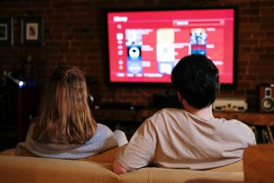  Kako napraviti Smart TV od starog televizora: Kako do pravog multimedijalnog centra sa vrlo malo ili 