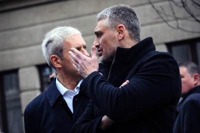 Čedomir Jovanović se izvinio zbog napada na novinarku Pinka na mitingu opozicije 