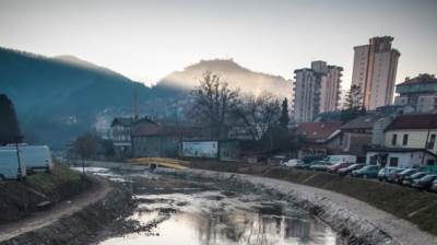  Užice mladić Uroš Ješić očistio park od đubreta 