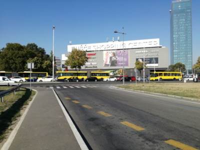  Beograd -Blokada od SIVa do Brankovog mosta - oduzimaju vozilo CarGo 