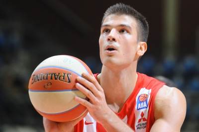  Nikola Jovanović se vratio u Zvezdu, pa potpisao novi ugovor 