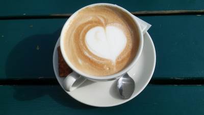  Kafa kako utiče na starenje kože 