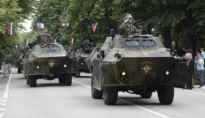  Sudar automobila sa oklopnim vozilom Vojske Srbije 