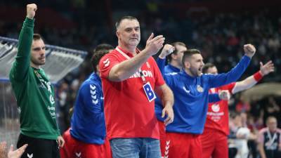 UŽIVO Srbija - Hrvatska rukomet Nenad Peruničić hrvatski navijači sportske vesti 