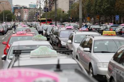  Prodat Lux taksi Pink taksiju 
