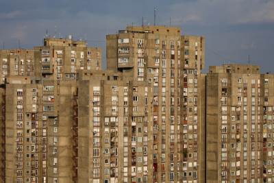  Život u zgradama u Srbiji i inostranstvu 