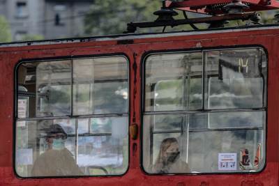  U Beogradu žena ispala iz tramvaja 