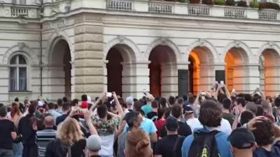  Novi Sad - Neredi - Protestu - Šteta - Gradska Kuća -  Video 