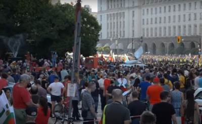 Protesti u Bugarskoj ruše vladu Bojka Borisova 