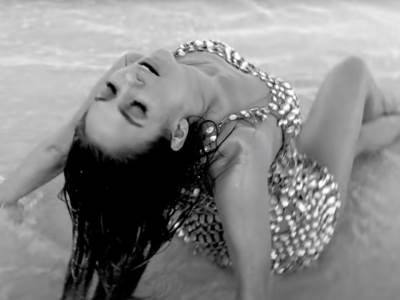  Dženifer Lopez Instagram video JLo u kupaćem kostimu Dženifer Lopez fotografije 