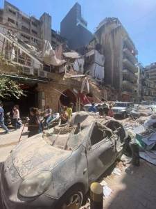  Bejrut znaci života pod ruševinama spasioci i dalje traže preživele  