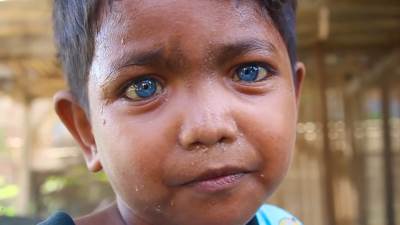  Buton ostrvo pleme s plavim očima 