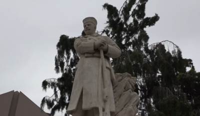  spomenik pozarevac srpski vojnik oskrnavljen 