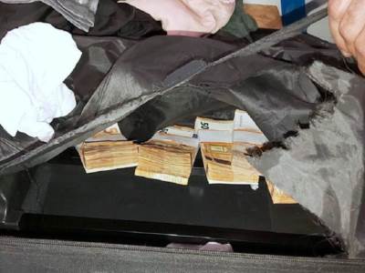  granica rumunski putnik pranje novca carina batrovci 