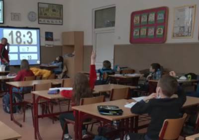  Muzička škola u Zemunu traži nastavnike preko Fejsbuka 