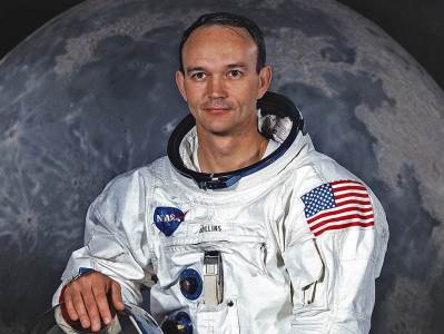  umro astronaut majkl kolins apolo 11  