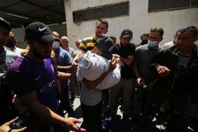  izrael gaza palestina rat bombardovanje beba u rusevinama video 